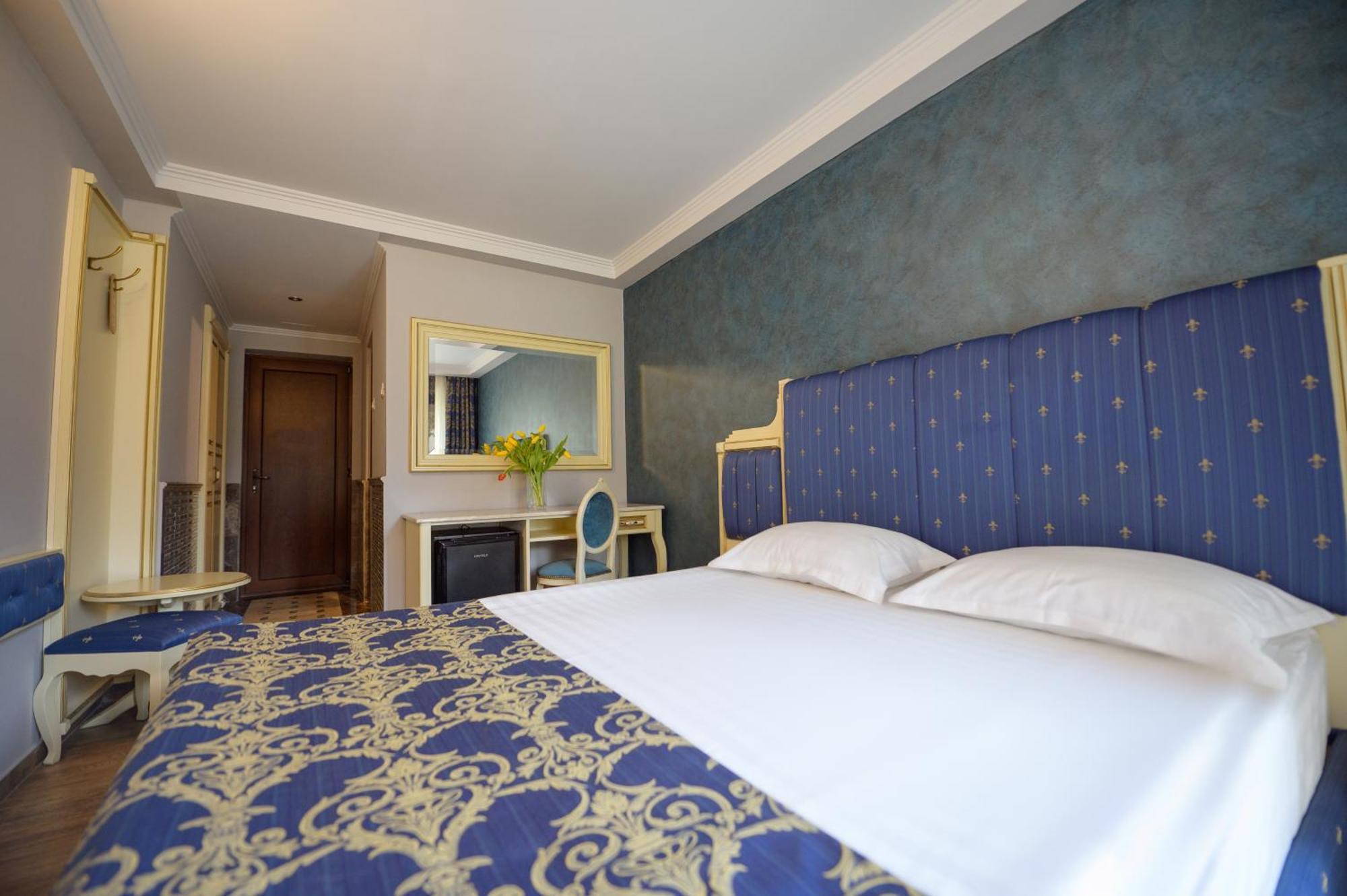Hotel Iris-Mimoza Jupiter Kültér fotó